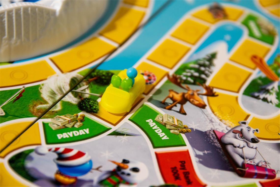 Kennen Sie diese Spieleklassiker noch? Das "Spiel des Lebens" wurde bereits im 19. Jahrhundert erfunden.