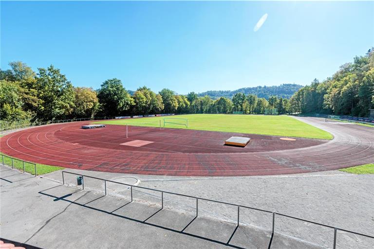 Das Stadion soll eine Rundumerneuerung bekommen. Fotos: Stefan Bossow