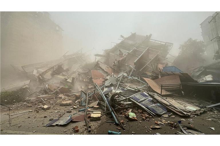 Das stärkere Beben ereignete sich etwa 50 Kilometer östlich von Monywa im Zentrum Myanmars.