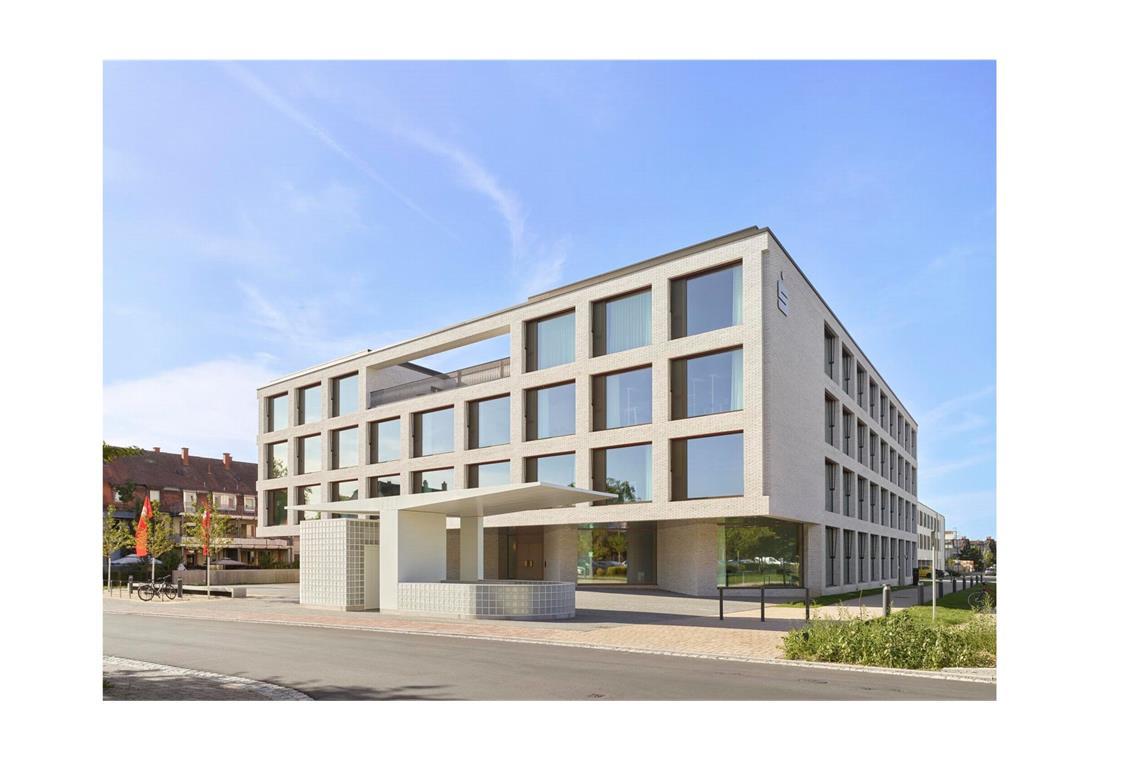 Deutschlands bestes Haus steht in Berlin-Neukölln Das Stuttgarter Büro LRO Lederer Ragnarsdóttir Oei hat in Weil am Rhein im Süden Baden-Württembergs ein Dienstleistungszentrum der Sparkasse Markgräflerland geplant.