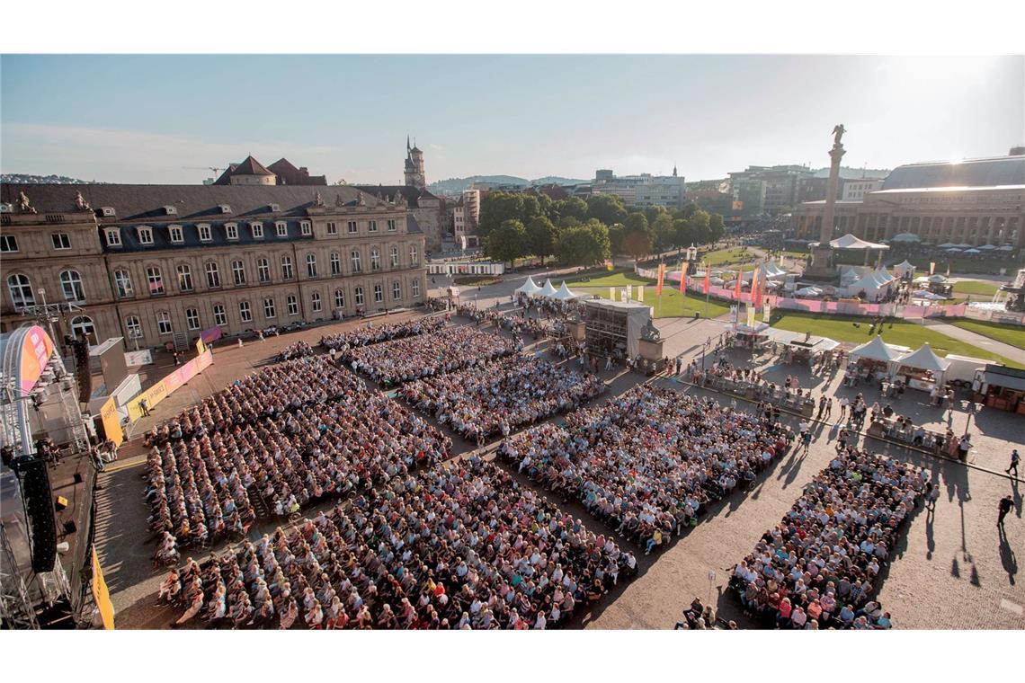 Das SWR Sommerfestival 2026  findet vom 22. bis zum 25. Mai auf dem Schlossplatz in Stuttgart statt.