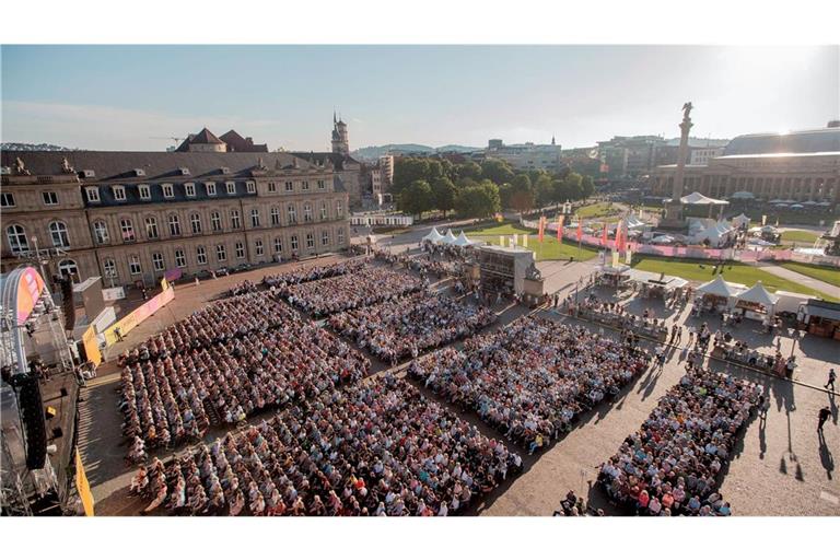 Das SWR Sommerfestival 2026  findet vom 22. bis zum 25. Mai auf dem Schlossplatz in Stuttgart statt.