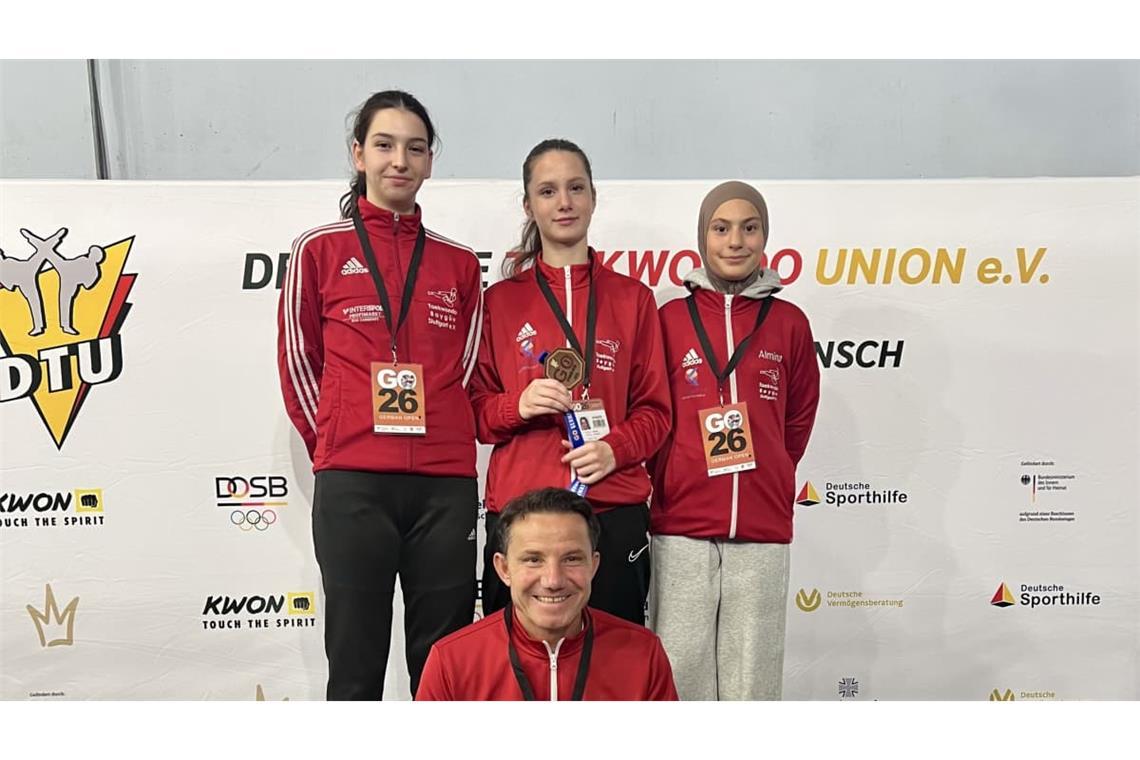 Das Team von Taekwondo Baygün Stuttgart bei den German Open in Hamburg.