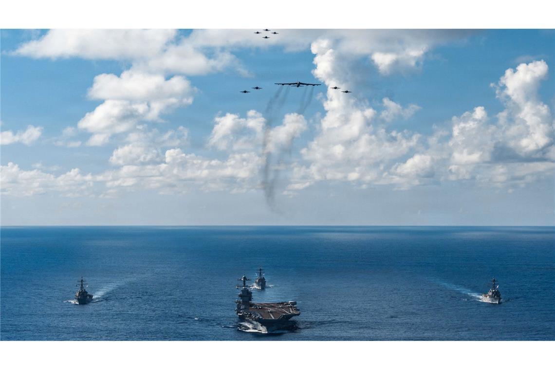 Das US-Militär hat in der Region zahlreiche Kriegsschiffe zusammengezogen, die teils auch im Kampf gegen angebliche Drogenschmuggler eingesetzt werden. (Symbolbild)