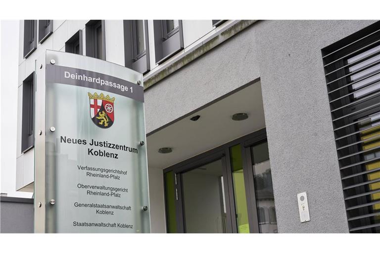 Das Verfassungsgericht in Koblenz bestätigt im Eilverfahren den Ausschluss eines 16-jährigen Schülers bis zum Ende des Schuljahres. (Symbolfoto).