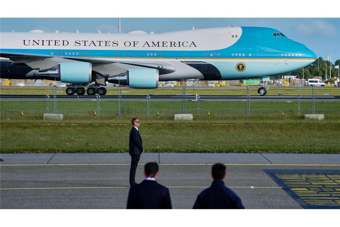 Das "Wall Street Journal" ist vom Weißen Haus von der Reise in der Air Force One mit Trump nach Schottland ausgeschlossen worden.