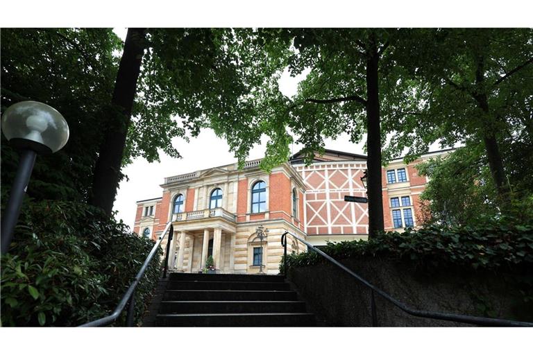 Das weltberühmte Festspielhaus in Bayreuth wird in diesem Jahr nachgebaut für ein Kinder- und Jugendprogramm. (Archivbild)