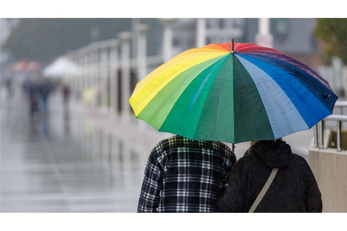 Regen, Schnee und Sonne - das Wetter bleibt wechselhaft Das Wetter wird wechselhaft. (Symbolbild)