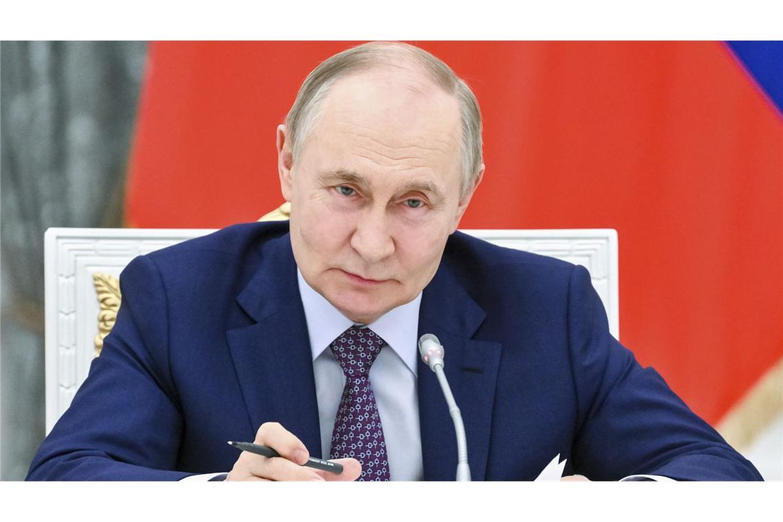Das Wichtigste sei, die Ziele der speziellen Militäroperation zu erreichen, so Putin nach Kreml-Angaben bei einer Besprechung.