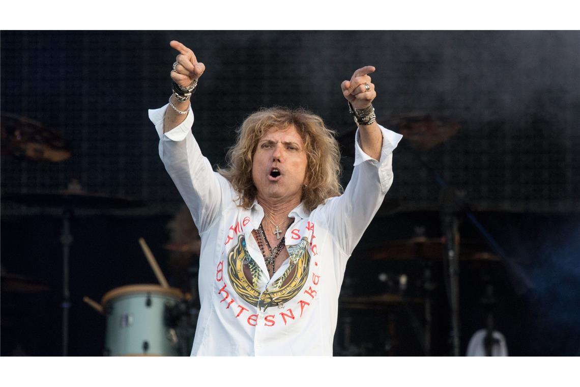 David Coverdale, Sänger der britischen Band Whitesnake, steht 2016 in Wacken auf der Bühne.