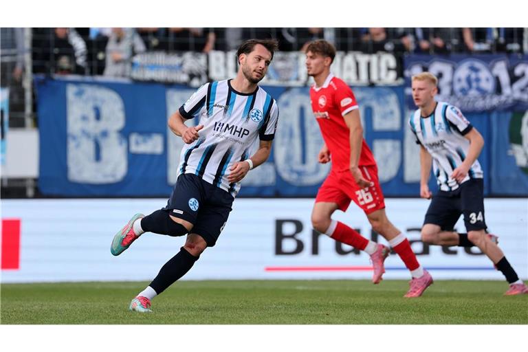 David Tomic bleibt den Kickers erhalten.