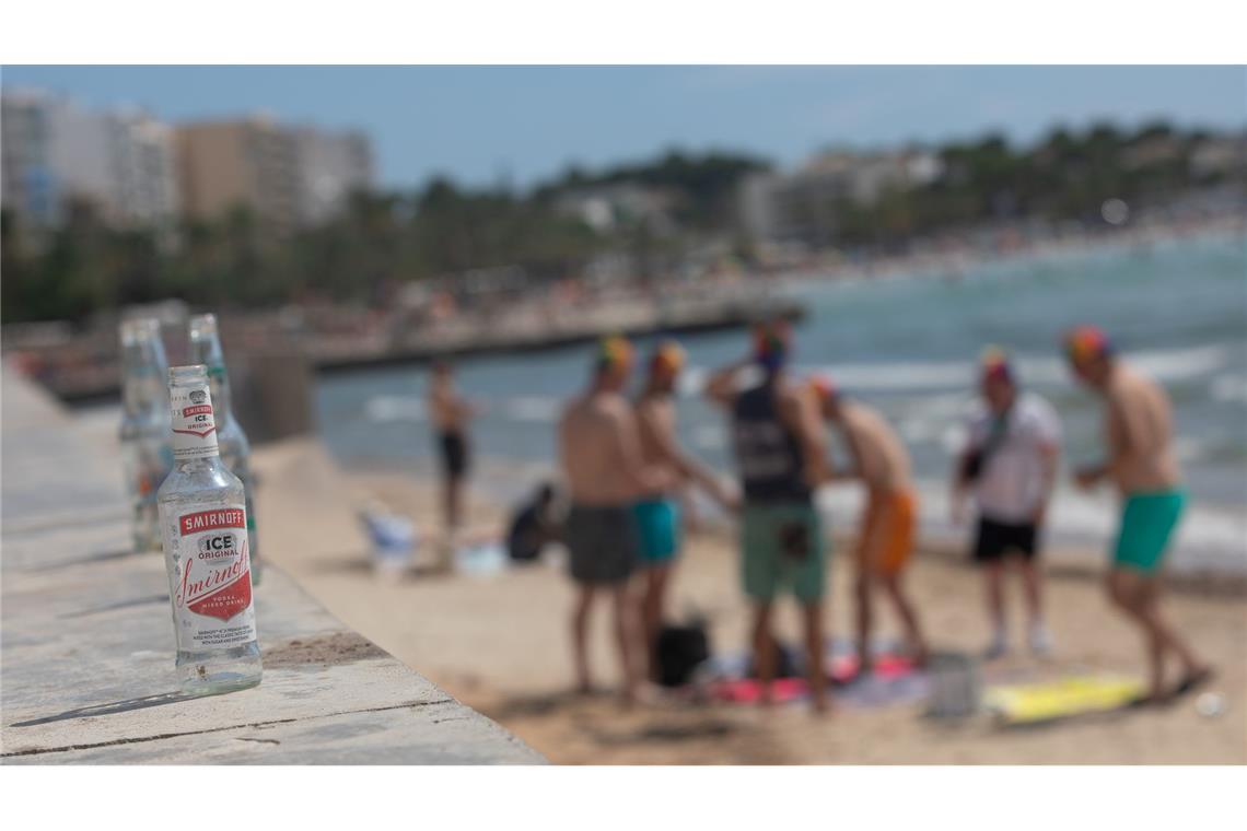 "Daydrinking" gilt am Ballermann als Volkssport.