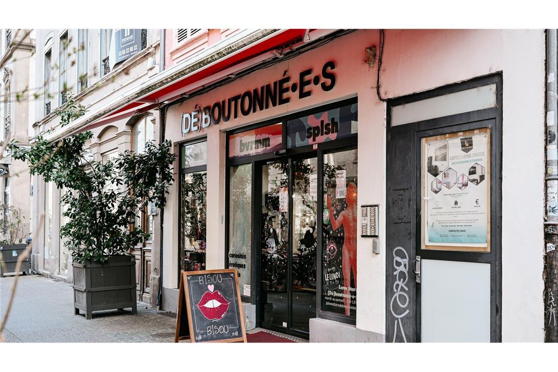 Sex-Toys aus zweiter Hand - Laden sieht sich als Pionier (Dé)boutonné•e•s ist laut Mitgründerin Adèle Roy das erste offizielle Geschäft für gebrauchtes Sexspielzeug in Frankreich.