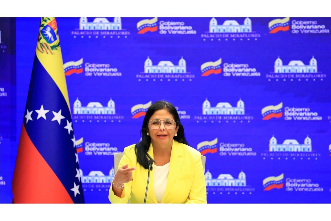 Delcy Rodríguez: "Hier gibt es eine geschäftsführende Präsidentin und einen in den Vereinigten Staaten als Geisel gehaltenen Präsidenten."