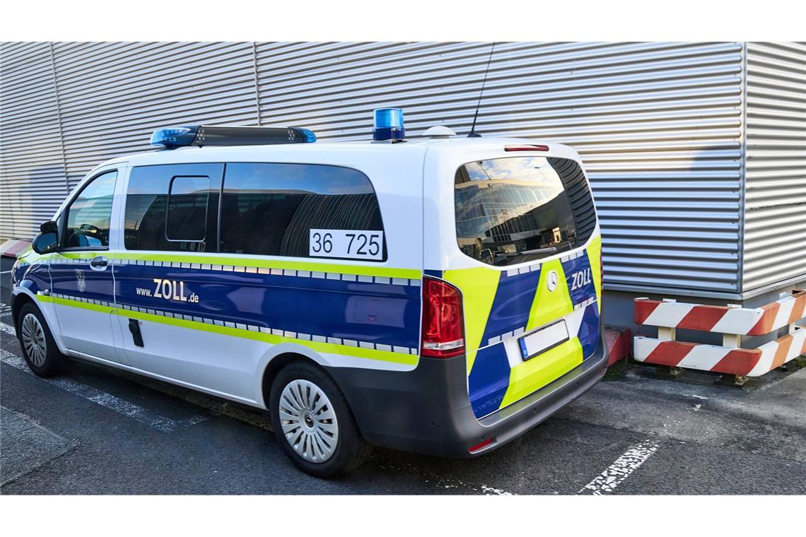 Zoll fängt 1,5 Milliarden unversteuerte Zigaretten ab – zehn Festnahmen Dem deutschen Zoll ist ein großer Schlag gegen einen Schmugglerring gelungen. (Symbolbild)