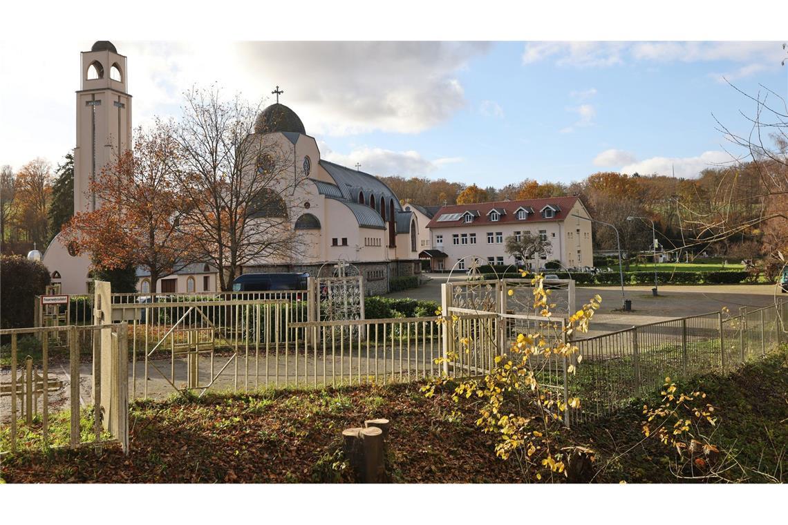 Mysteriöser Fall: Baby ausgesetzt, Hände der Mutter gefunden