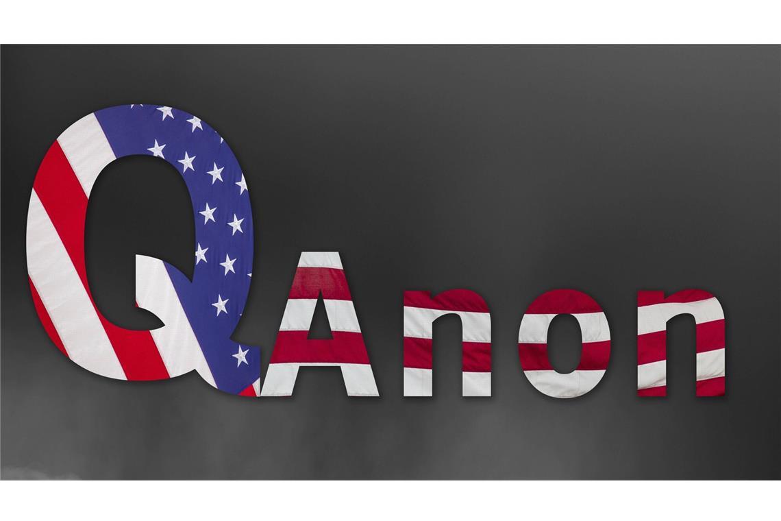 Den Kern von QAnon bilden – wie bei vielen Verschwörungsideologien – Mythen über eine geheime Elite – in den USA der sogenannte Deep State –, die im Hintergrund das Weltgeschick lenken und alles kontrollieren.