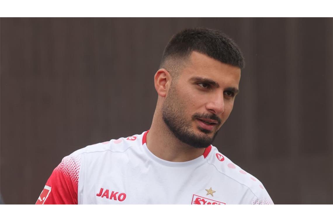 Deniz Undav soll künftig die Mannschaft des VfB Stuttgart auf das Feld führen.