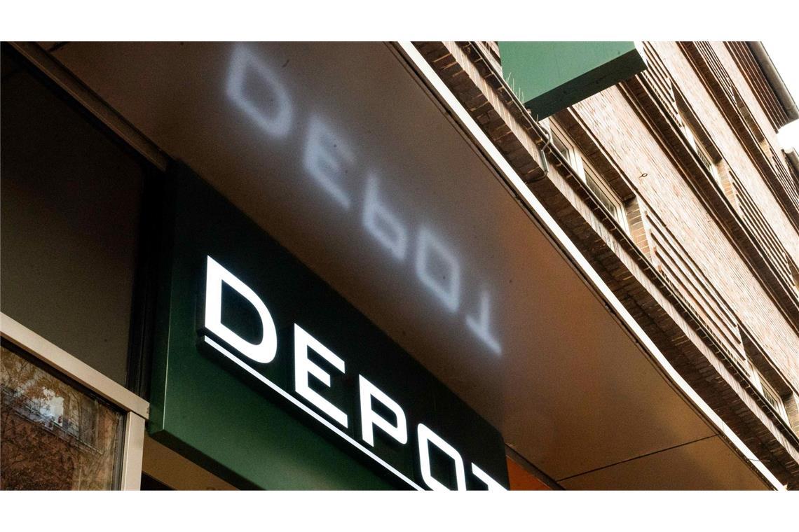 Deko-Kette Depot schließt mindestens 100 weitere Filialen Depot hatte im vergangenen Jahr einen Insolvenzantrag gestellt. (Archivbild)