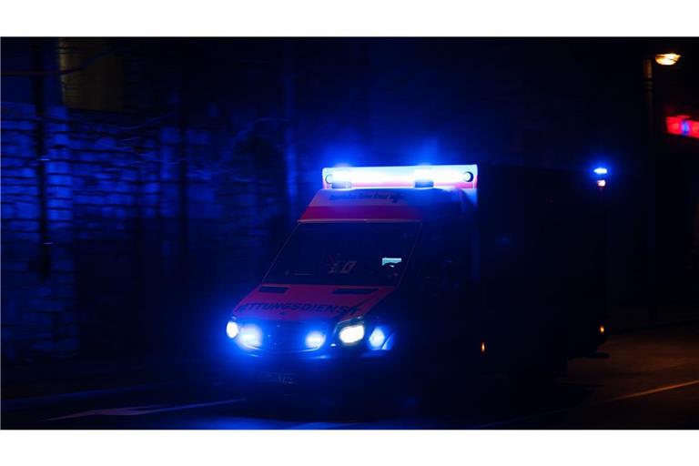 Der 17-Jährige verlor seine rechte Hand durch einen Böller. (Symbolbild)