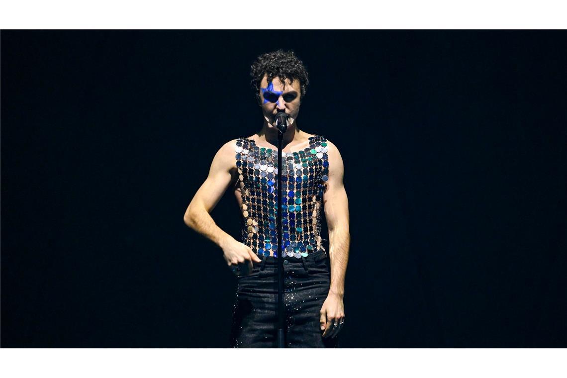 Der 19-jährige Sänger Cosmó vertritt Österreich beim 70. ESC in Wien