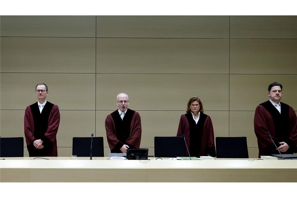BGH prüft Urteil gegen Lina E. nach Angriffen auf Neonazis Der 3. Strafsenat am BGH prüft den komplexen Fall.