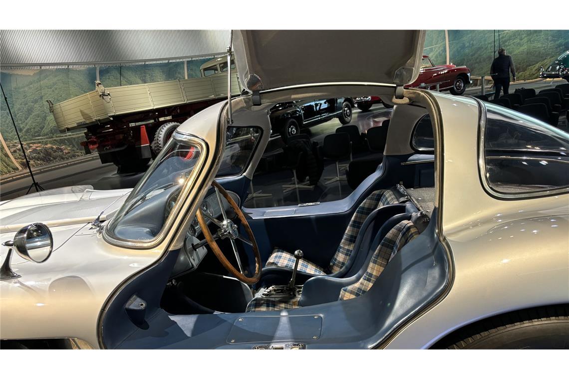 Neues vom wertvollsten Auto der Welt Der 300 SLR und der besondere Einstieg.