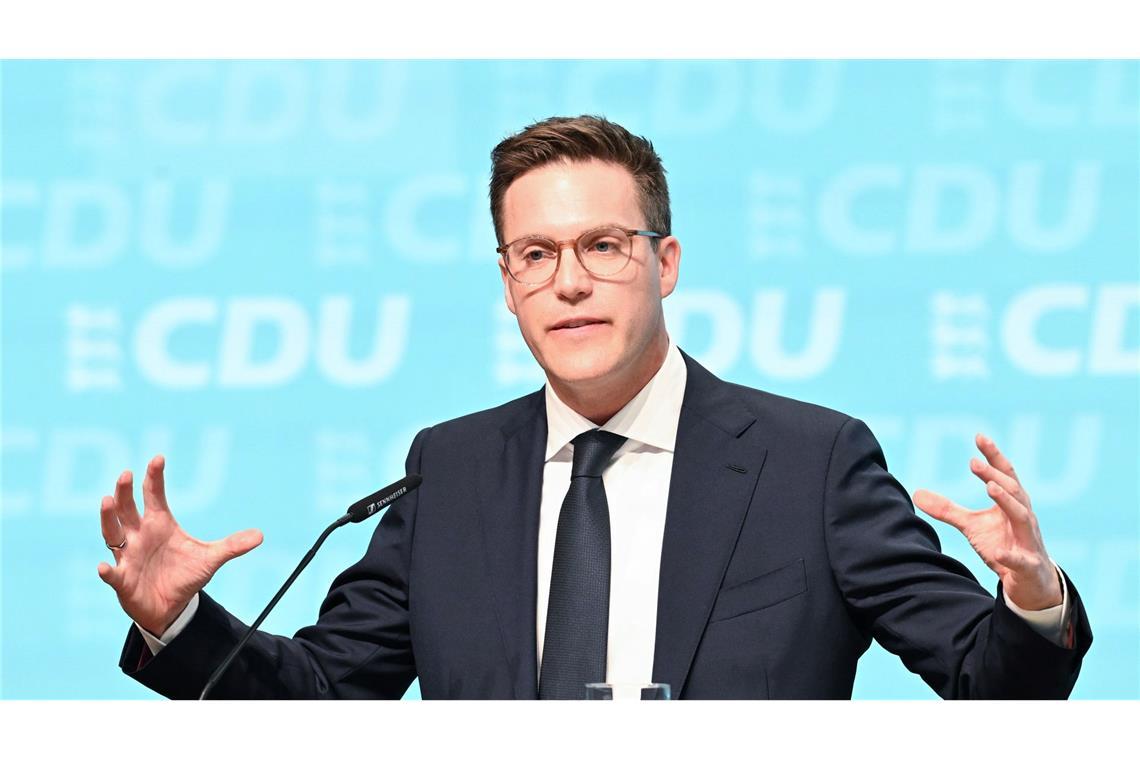 Hagel ist CDU-Spitzenkandidat für Landtagswahl Der 37-Jährige hat einen schnellen Aufstieg hinter sich.