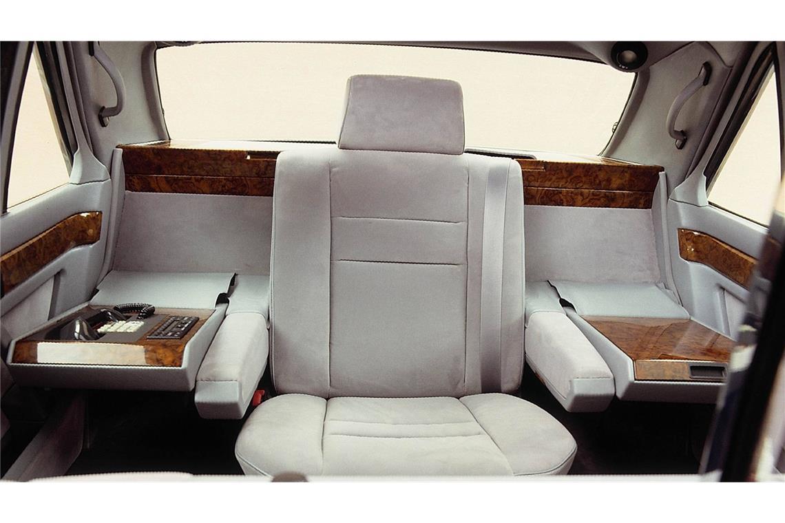 Dieses E-Auto ist Mercedes heilig – Franziskus fährt jetzt G-Klasse Der 500 SEL ermöglicht eine Luxusreise.