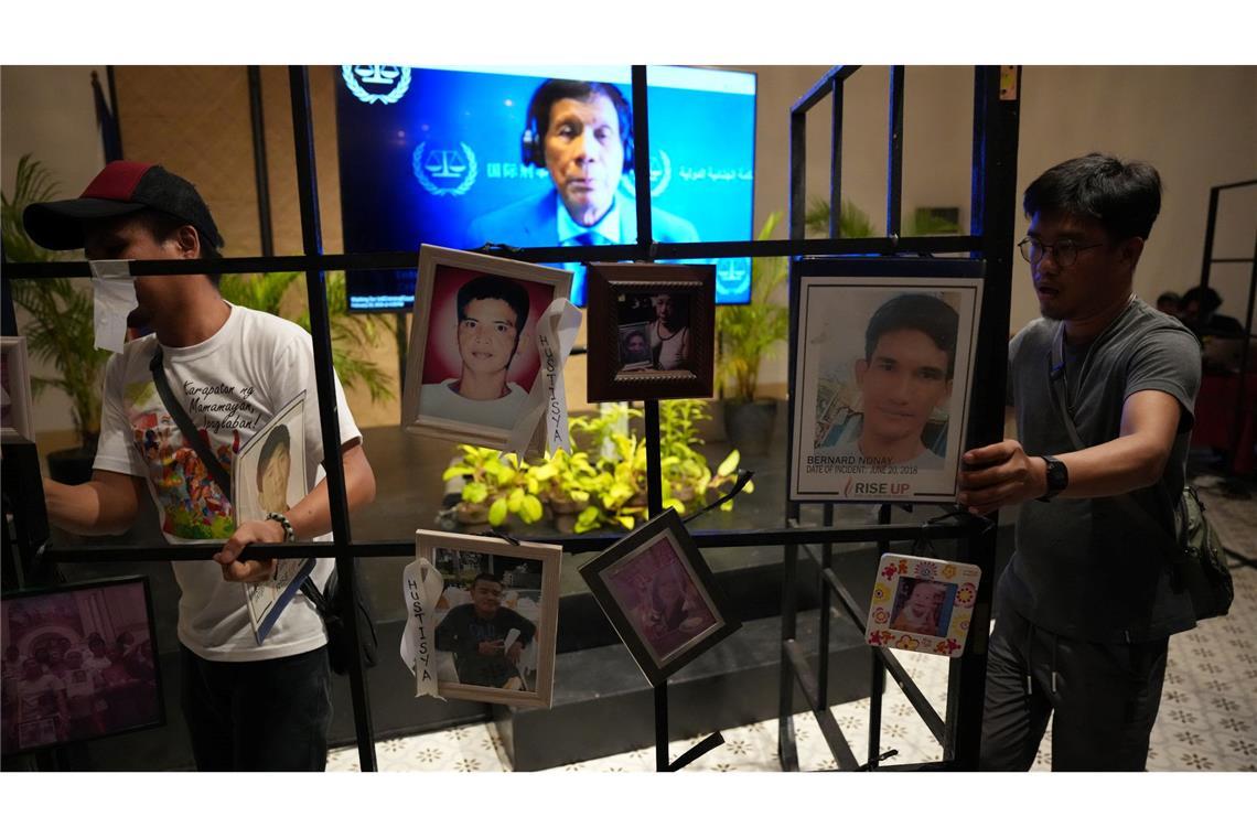 Der 80 Jahre alte Duterte blieb der Anhörung ohne Angabe von Gründen fern.