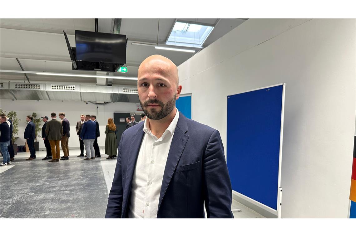 Der AfD-Abgeordnete Schmidt wurde nach eigenen Angaben auf dem Weg zur Veranstaltung geschlagen.