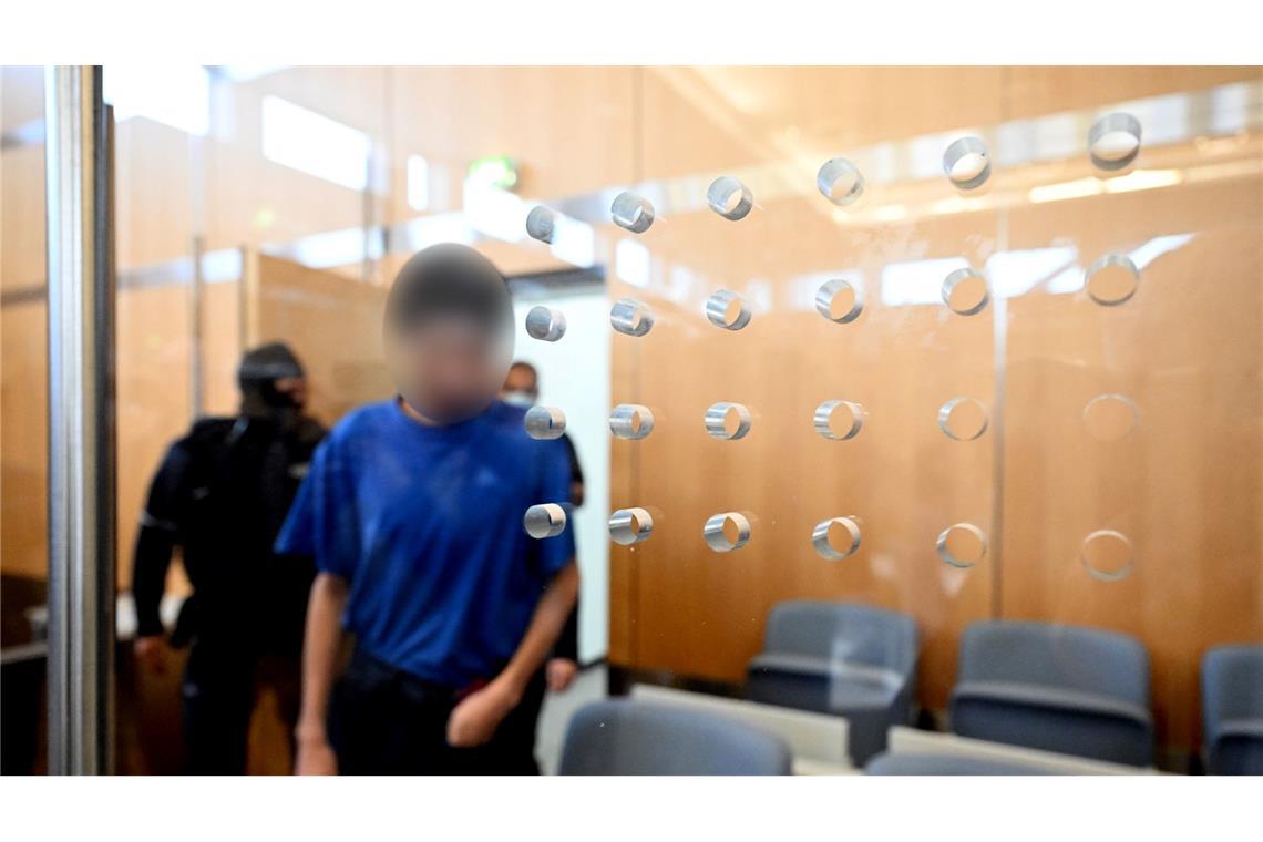 "Unschuldige getötet": Solingen-Attentäter gesteht Der Angeklagte hat die Tat gestanden.