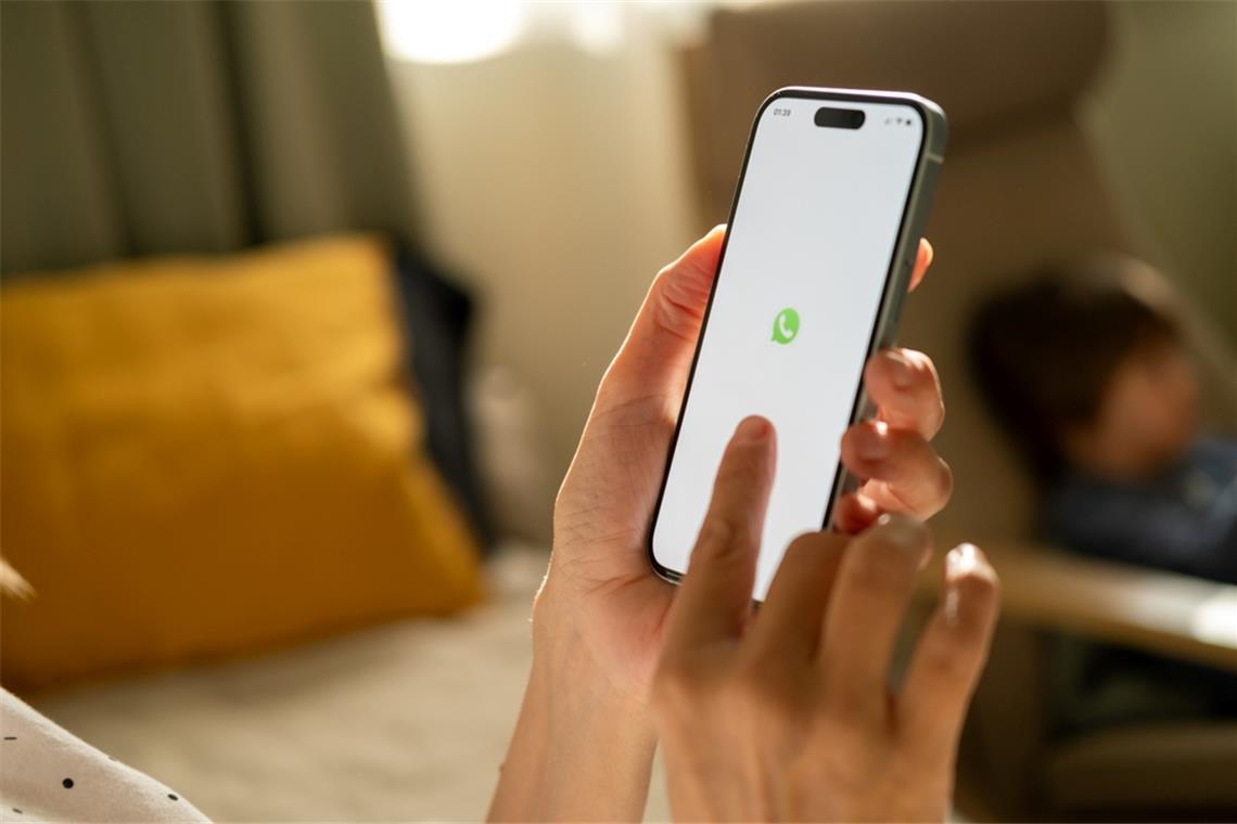 Was ist die „Größte Demo gegen rechts“? Der Aufruf wird unter anderem via WhatsApp verbreitet.