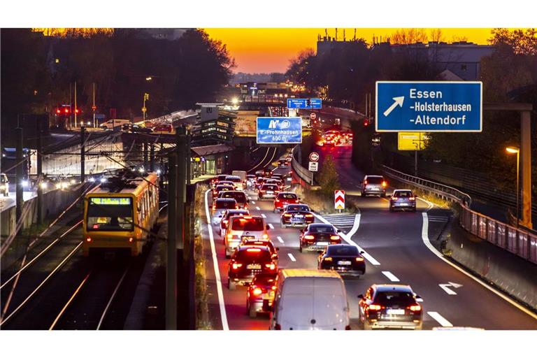 Der Autoverkehr ist einer der Hauptverursacher von Feinstaub in der Luft.