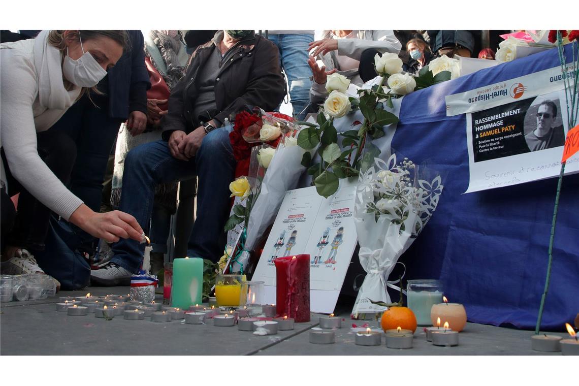 Prozess um Mord an Lehrer Samuel Paty in Paris gestartet Der barbarische Mord an dem Lehrer Samuel Paty sorgte in Frankreich für Entsetzen (Archivbild).