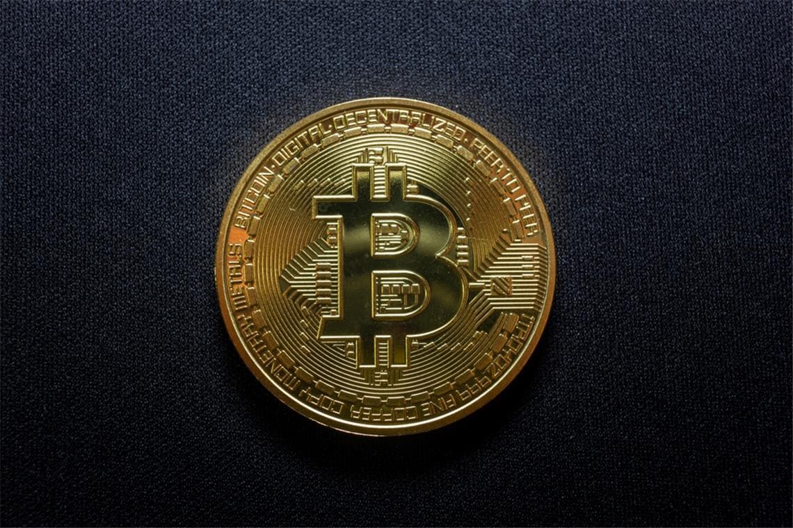 Angebliches Bitcoin-Verbot war Aprilscherz Der Bitcoin wird nicht verboten.