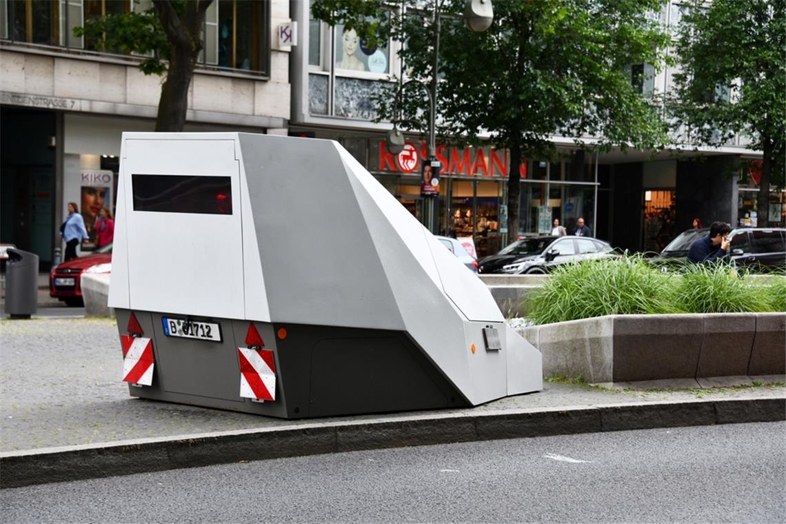 Der Blitzermarathon 2026 findet vom 13. bis 19. April statt. Erfahren Sie alles über die Speedweek, die teilnehmenden Bundesländer und die geplanten Radarkontrollen.