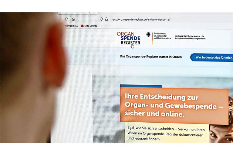 Der bundesweite Tag der Organspende appelliert an die Bürger, sich für oder gegen eine Organspende zu entscheiden (Symbolfoto).