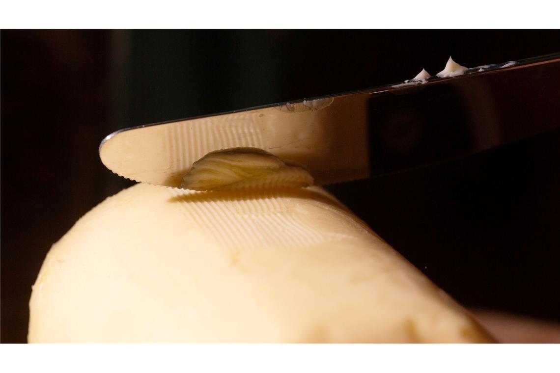 Der Butterpreis schwankt, nun wieder zugunsten der Verbraucher. (Illustration)