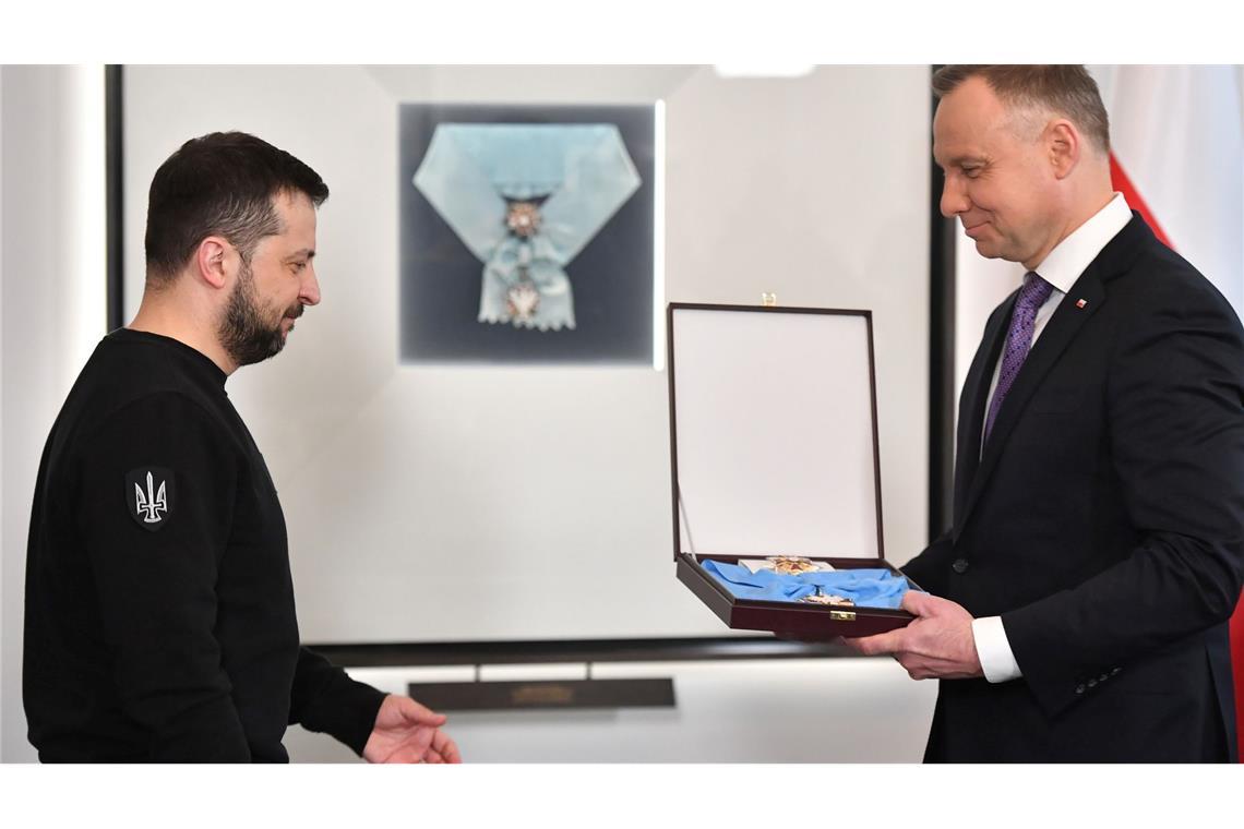 Der damalige Präsident Andrzej Duda hatten Selenskyj den Orden vor drei Jahren überreicht. (Archivbild)