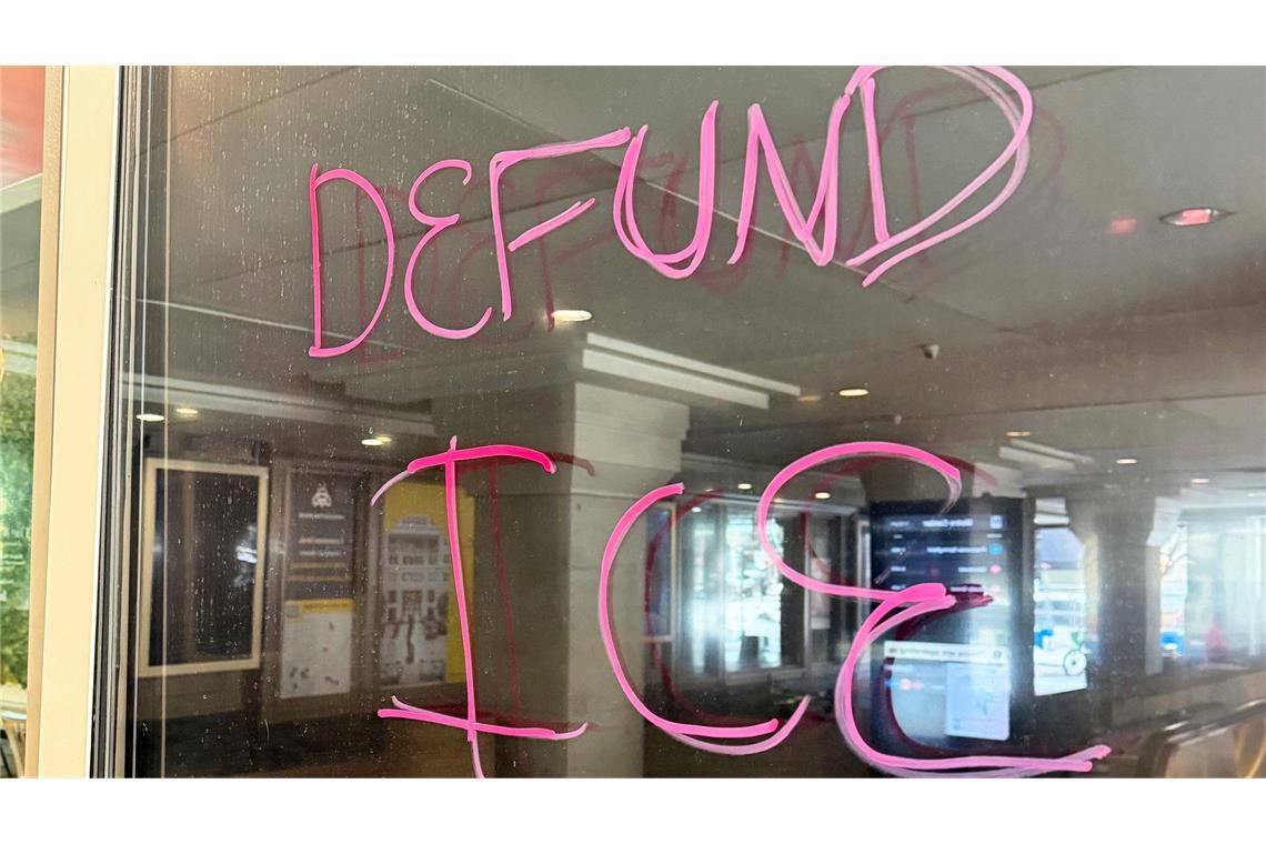 Der demokratische Minderheitsführer im Senat, Chuck Schumer, drängte zuletzt darauf, die Finanzierung des Heimatschutzministeriums separat zu behandeln. (Archivbild)