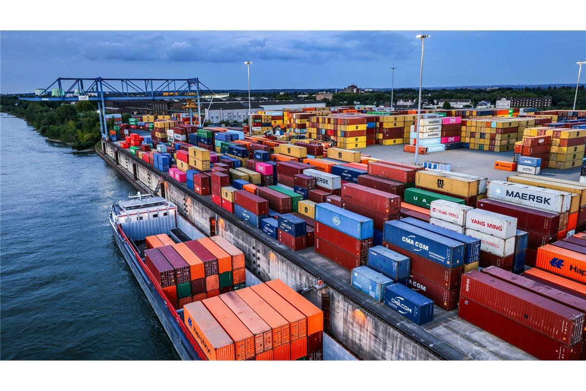 Der deutsche Außenhandel stockt im November. (Symbolbild)