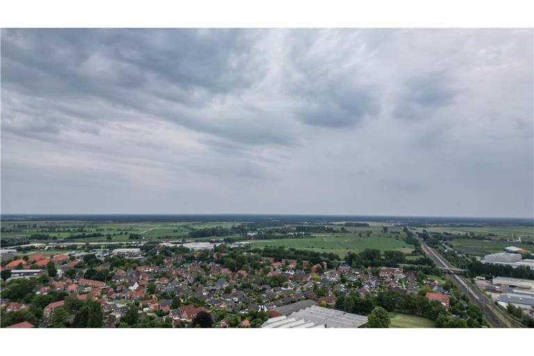 Der Deutsche Wetterdienst hat bundesweit alle bestehenden Unwetterwarnungen vor schweren Gewittern aufgehoben.