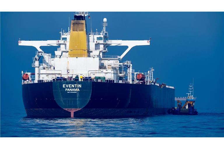 Der deutsche Zoll hat den Tanker eingezogen.