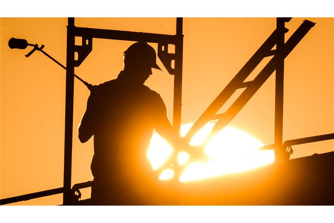 Der deutschen Wirtschaft drohen einer Studie zufolge Milliardenbelastungen durch extreme Hitze (Symbolfoto).