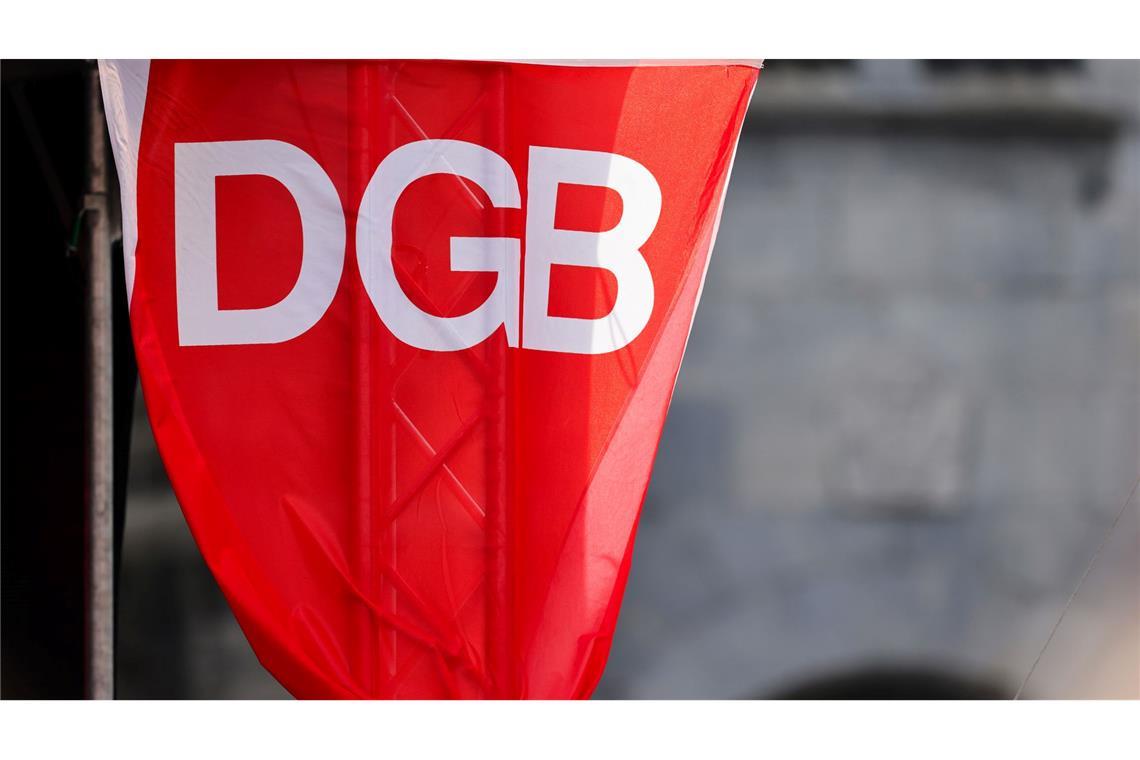 Der DGB hat eine eigene Reformagenda - und sie hört sich deutlich anders an als die von Bundeskanzler Friedrich Merz (CDU). (Symbolbild)