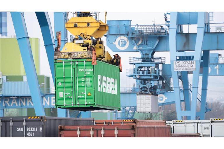 Der DIHK sieht noch einen langen Ausweg aus der Krise (Archivbild)