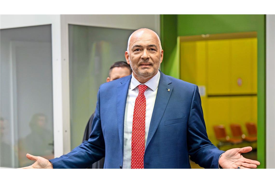 Der ehemalige CDU-Bundestagsabgeordnete Axel Fischer muss zunächst im Gefängnis bleiben (Archivfoto).