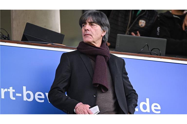 Der ehemalige Fußball-Bundestrainer kritisiert die FIFA-Pläne zur Aufstockung der Mannschaften bei der WM 2030. (Archivbild)