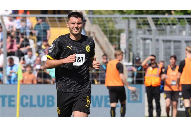 Der ehemalige Kickers-Spieler Mario Suver trug von 2022 bis 2024 den Dress von Borussia Dortmund II.